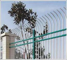 【工廠圍墻欄桿,欄桿,霆翔絲網(wǎng)(查看)】?jī)r(jià)格,廠家,圖片,金屬絲網(wǎng),安平縣霆翔絲網(wǎng)制品銷(xiāo)售部-中國(guó)行業(yè)信息網(wǎng)